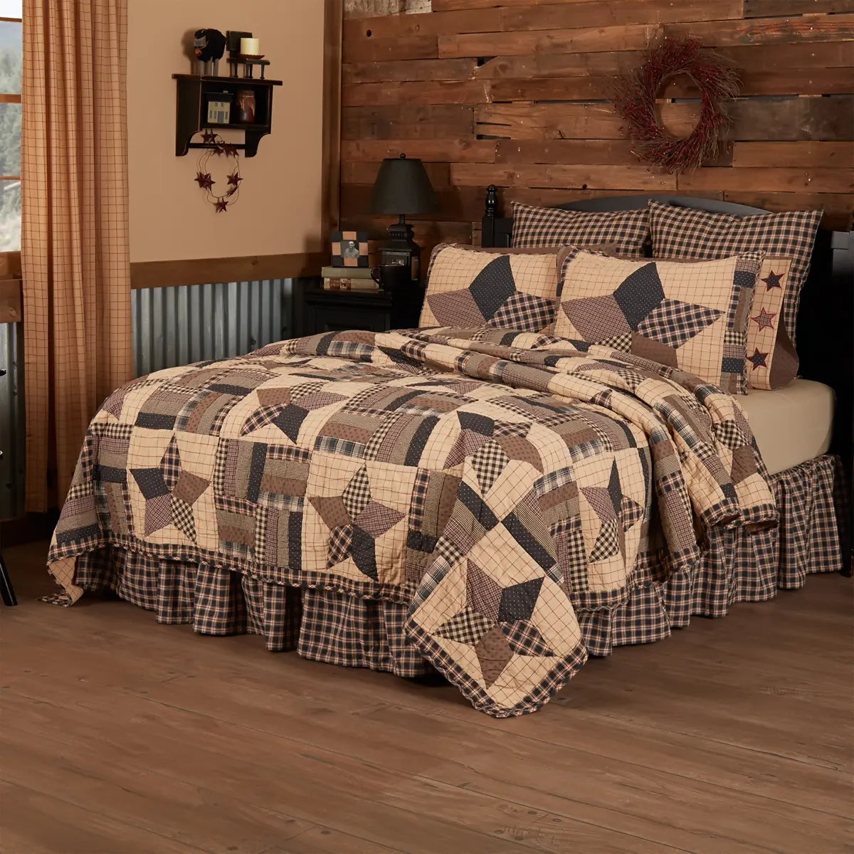 Bingham Star Luxury King Quilt 120Wx105L on bed